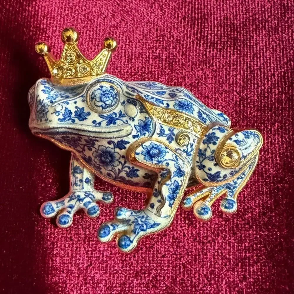 Blue Delft Frog Brooch | Crowned Frog Pin Cottagecore Fairy Jewelry